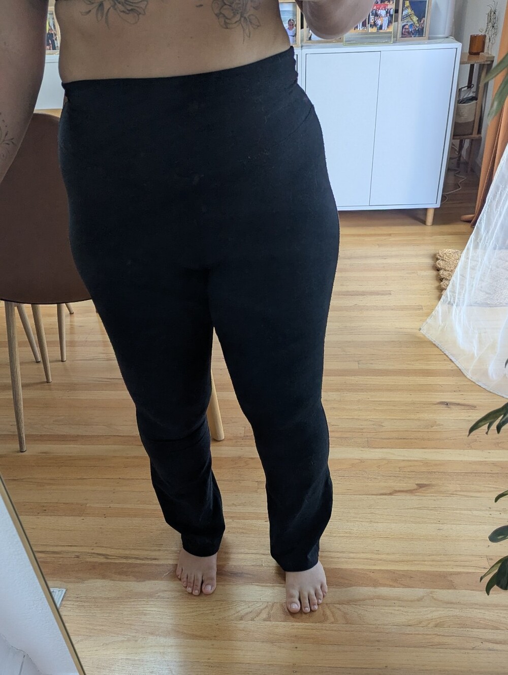 Beyond Yoga - Black Straight-Leg Legging